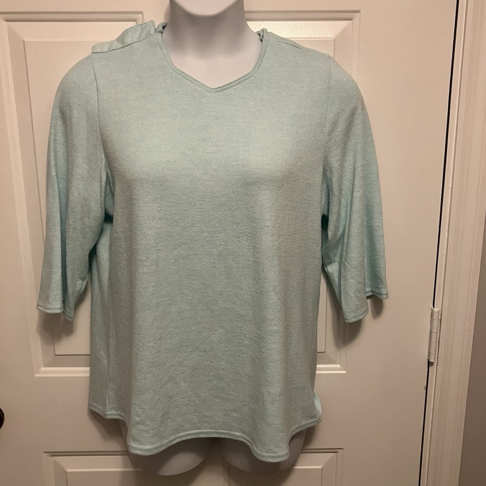 NEW Silverts Size Medium Green Women's Sweater Pullover Layered Back Cozy Soft